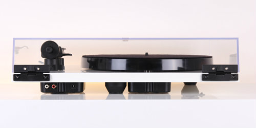 Rega Planar 1 Plus: el giradiscos con etapa de fono integrada